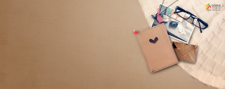 回忆--桌面物品散乱,我的回忆永远新鲜。